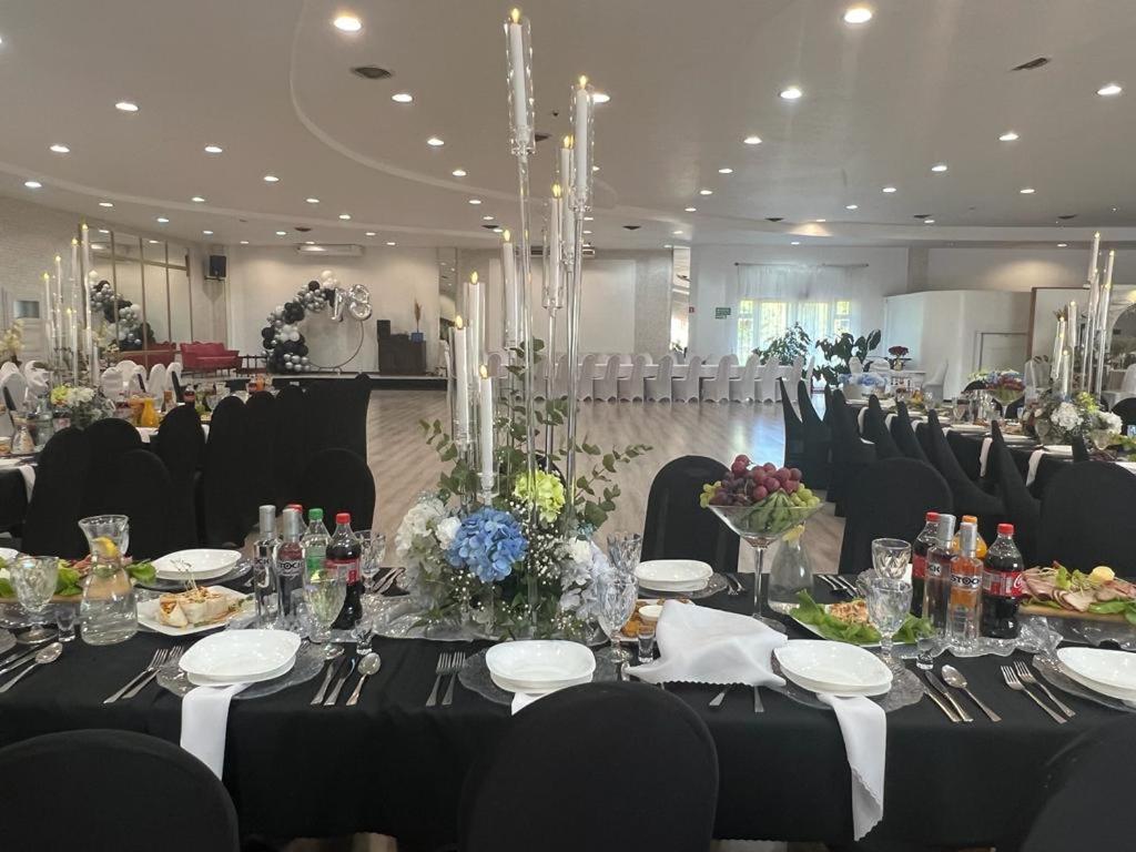 Hotel U Grubego Вельоґура Екстер'єр фото