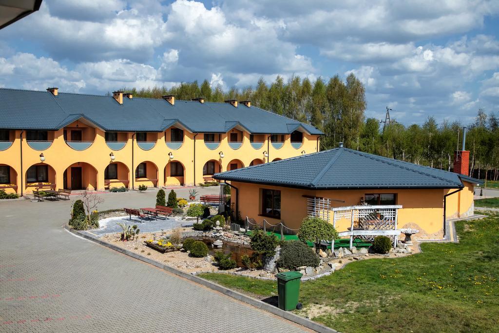 Hotel U Grubego Вельоґура Екстер'єр фото